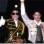 Michael Jackson ao lado de sua réplica de cera no famoso Museu da Madame Tussauds, em Londres, 1985. Foto: Reprodução