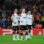Os jogadores do Manchester não escondem a frustração após o placar do estádio registrar 3 x 1 para o time espanhol