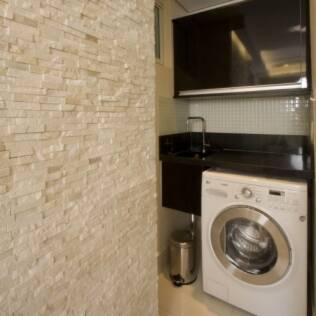 Ordem e mais espaço na lavanderia - Arquitetura - iG