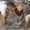 <span>Cristiano (Paulinho Vilhena) e Júlia (Adriana Esteves) tentam salvar o crânio descoberto nas escavações no Japão</span> - <strong>Foto: TV Globo</strong>