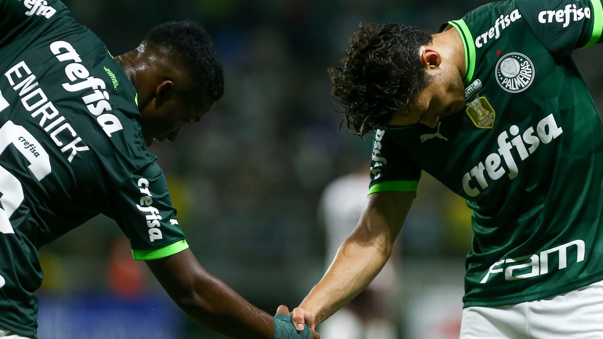 Palmeiras venceu a Ferroviária por 2 a 1