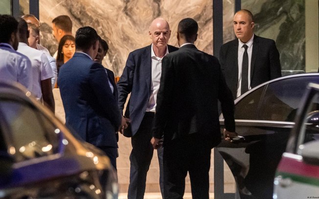 Gianni Infantino convocou reunião extraordinária com altos dirigentes da Fifa no Marrocos