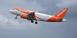 Família britânica tenta embarcar em voo com idosa morta