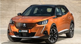 Peugeot e-2008 ganha desconto e brriga com BYD Dolphin