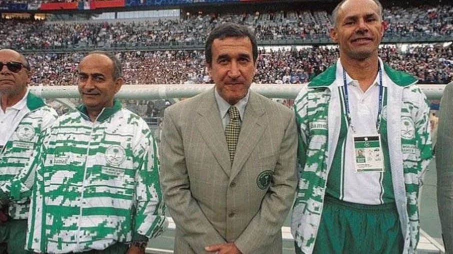 Parreira técnico da Árabia Saudita, na Copa do Mundo de 1998
