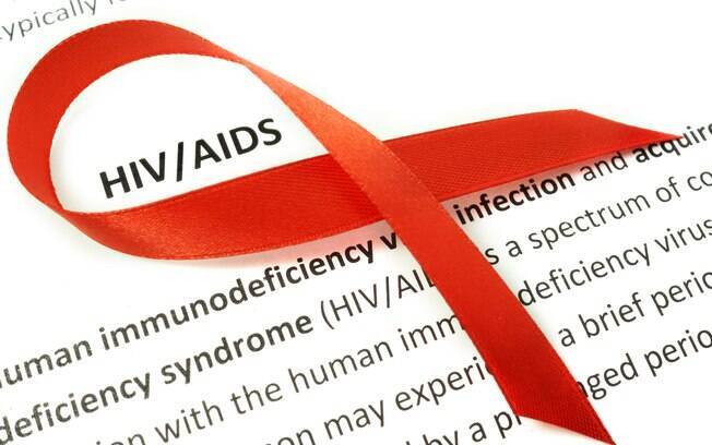 Muita gente acredita que HIV e AIDS são a mesma coisa, mas é importante entender quais as diferenças entre cada um