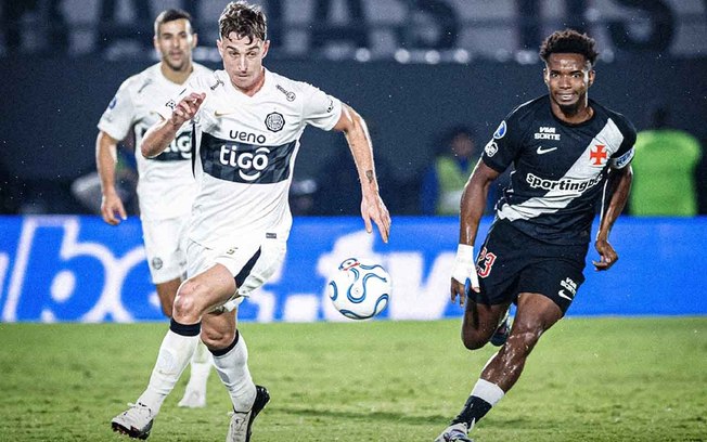 Vasco goleou o Olimpia, fora de casa, e está classificado Vasco goleou o Olimpia, fora de casa, e está classificado