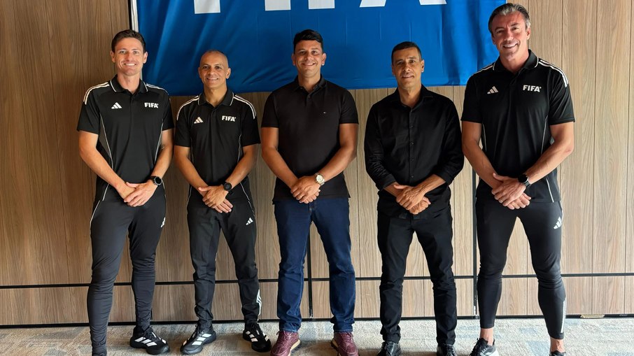 Árbitros brasileiros na Copa do Mundo Árbitros brasileiros na Copa do Mundo