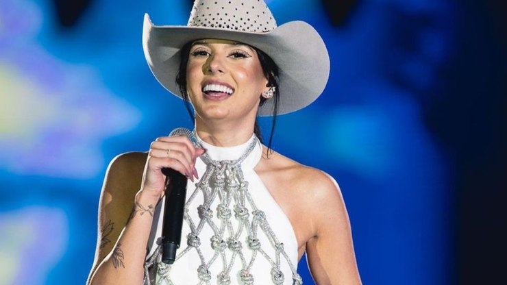 Ana Castela vai às redes para negar aposentadoria: “Não tem como”