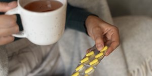 Anvisa proíbe cápsulas e chás vendidos para emagrecer