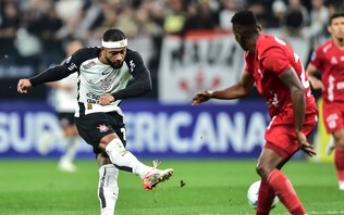 Corinthians empata com América de Cali e se complica na Sula