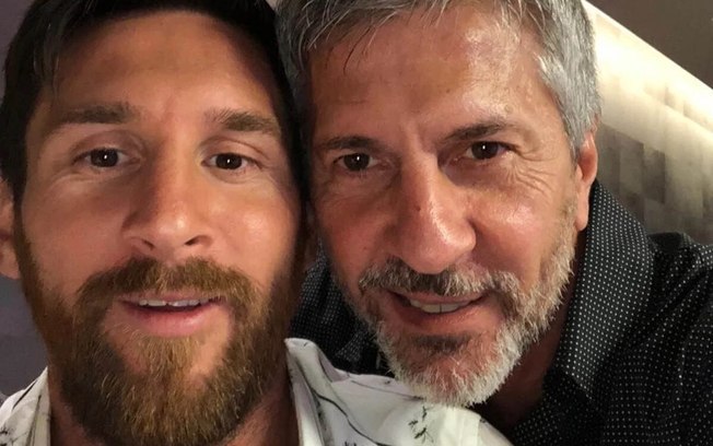 Messi não tem previsão de retornar às atividades Messi não tem previsão de retornar às atividades