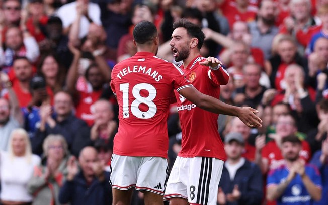 Bruno Fernandes fez três gols e o United goleou o Ipsiwch Town em Old Trafford - Foto:  Naomi Baker/Getty Images
