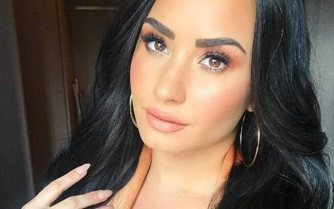 Demi Lovato revela em nova música, 'Sober', sua constante luta contra o vício