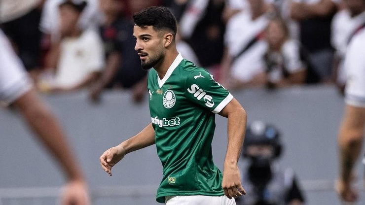 Palmeiras: Flaco López se envolve em acidente com motociclista