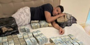 Deitado em dinheiro, deputado TH Joias é preso por ligação com CV