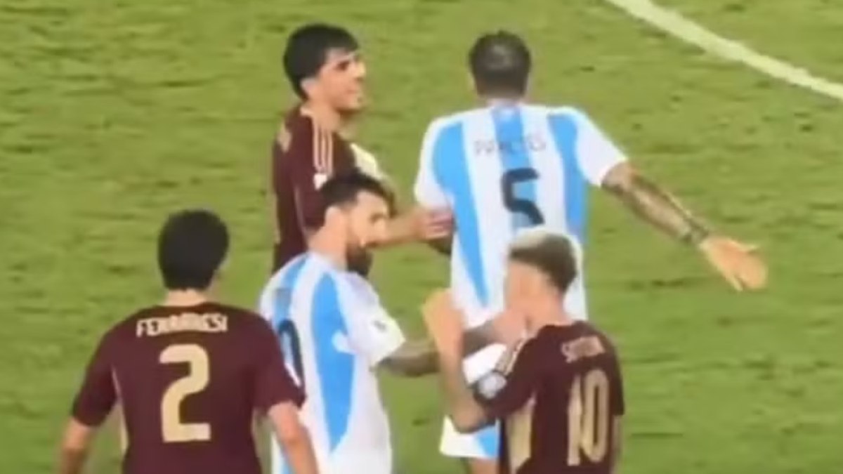 Messi e Soteldo se desentenderam durante Venezuela x Argentina