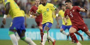 Salário mensal de Neymar no Santos é revelado; valores assustam