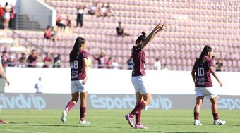 Ferrovi%C3%A1ria%20x%20Inter%20vale%20lideran%C3%A7a%20do%20Grupo%20B