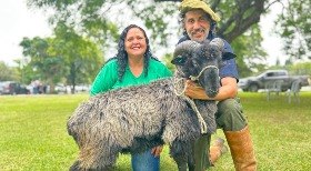 Ovo, farinha e bagunça com a aniversariante no Cruzeiro