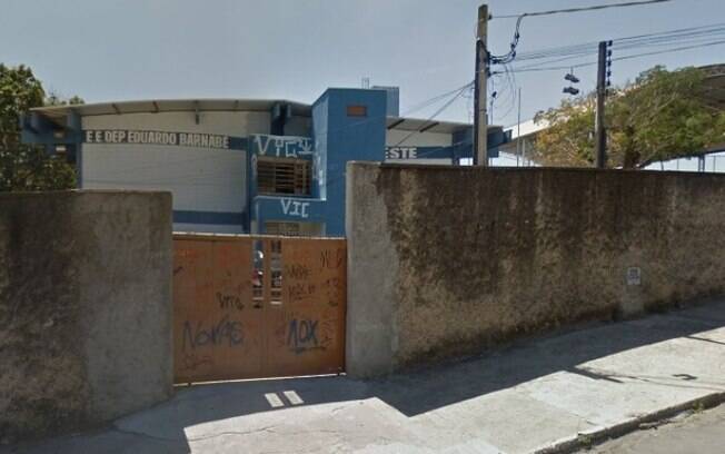 Escola estadual de Campinas afasta profissionais após caso de covid-19