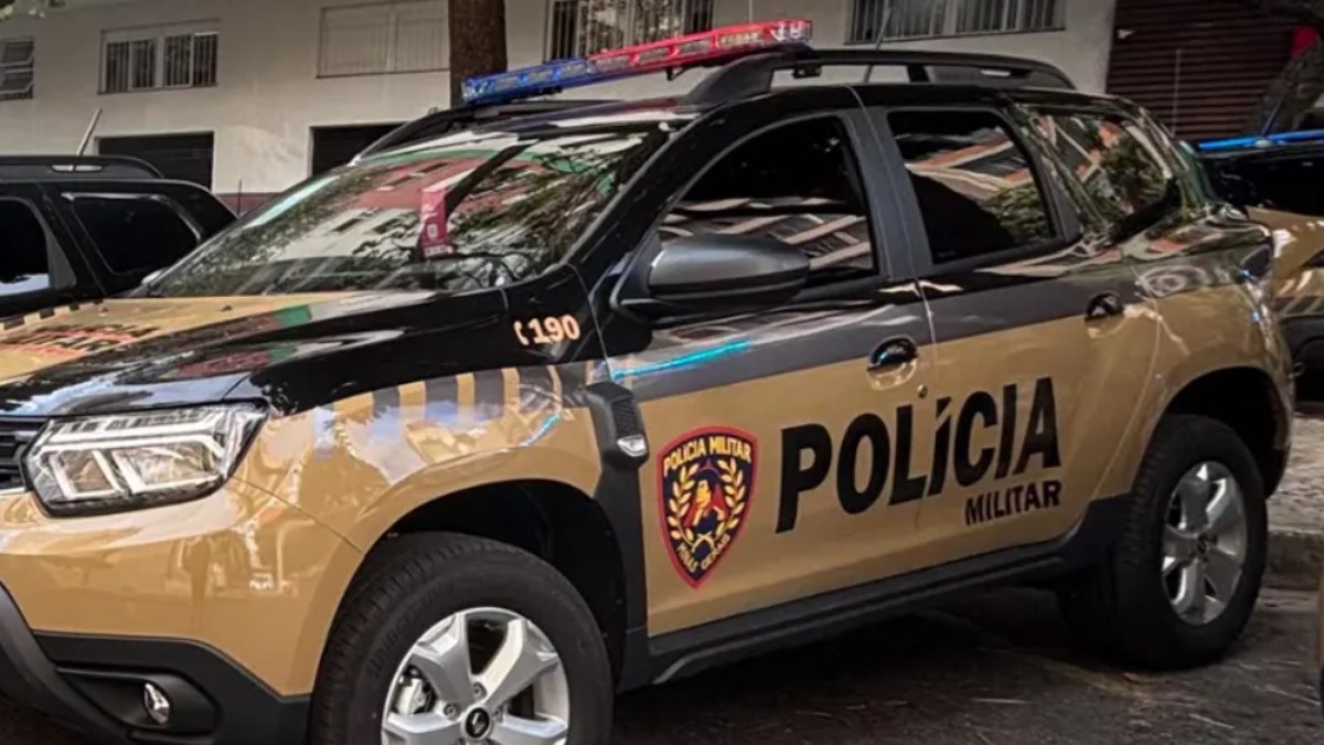A Polícia Militar de Minas Gerais prendeu o homem em flagrante A Polícia Militar de Minas Gerais prendeu o homem em flagrante