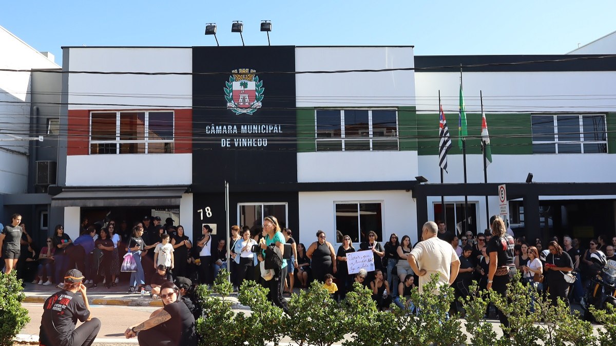 Votação dos projetos ocorre em um momento de alta tensão entre o Executivo e os servidores Votação dos projetos ocorre em um momento de alta tensão entre o Executivo e os servidores