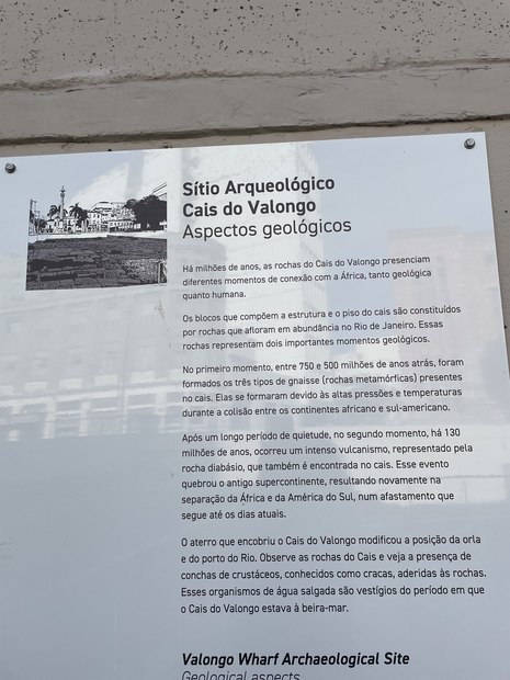 Cais do Valongo
