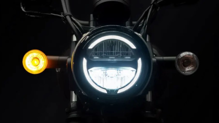 Farol da custom com design clássico