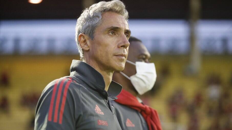 Paulo Sousa não vem utilizando jovem defensor no Flamengo
