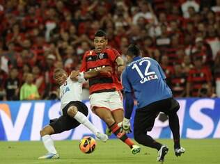 Apesar de tropeços no Brasileirão, medalhões ganham sobrevida no Flamengo