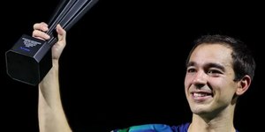 Hugo Calderano faz história com terceiro título consecutivo