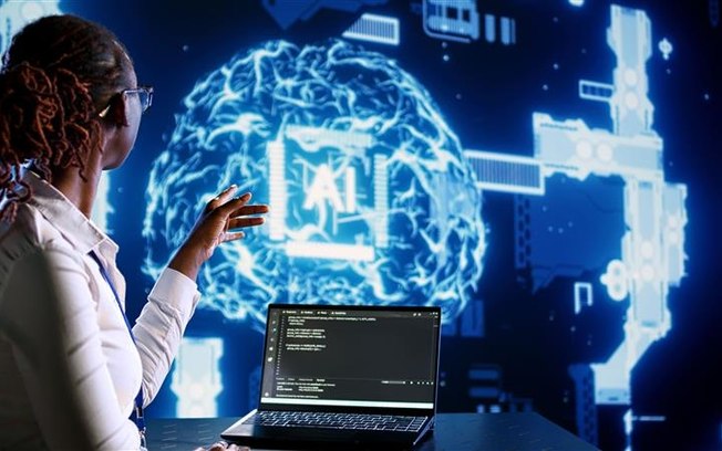 Adoção de IA expõe lacuna na capacitação profissional