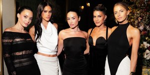 Bruna Marquezine e Demi Lovato se encontram em Paris