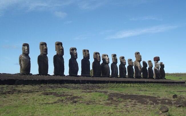 A Ilha de Páscoa é famosa por suas estátuas