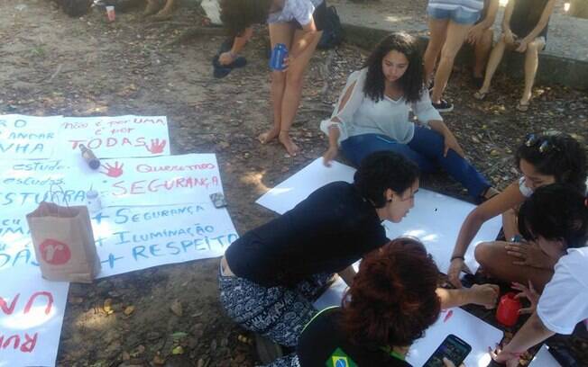Estudantes da UFRRJ organizaram um protesto nesta segunda-feira (15) contra a violência sexual na universidade