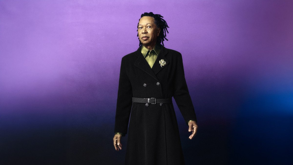 Djavan lança disco e anuncia show de sucessos em estádios