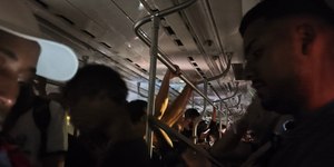 Queda de energia paralisa trens e afeta todos os ramais no Rio