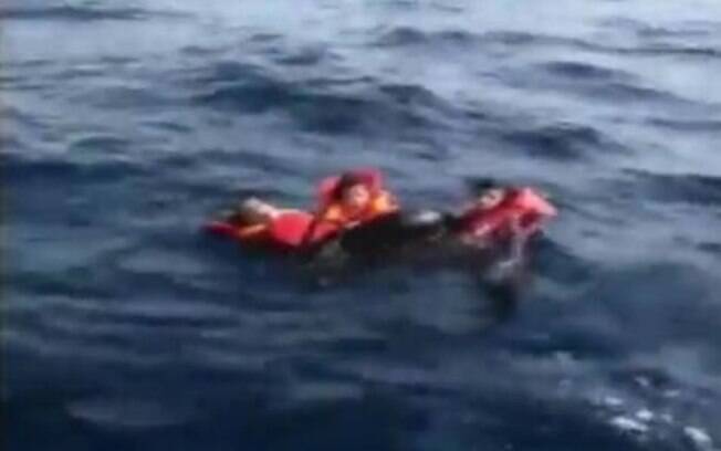 Naufrágio no Mar Egeu deixa 7 mortos