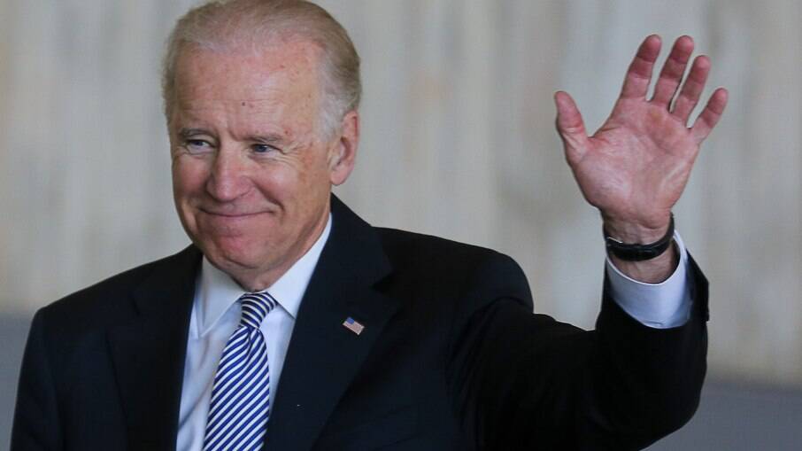 Joe Biden foi empossado oficialmente como presidente dos Estados Unidos