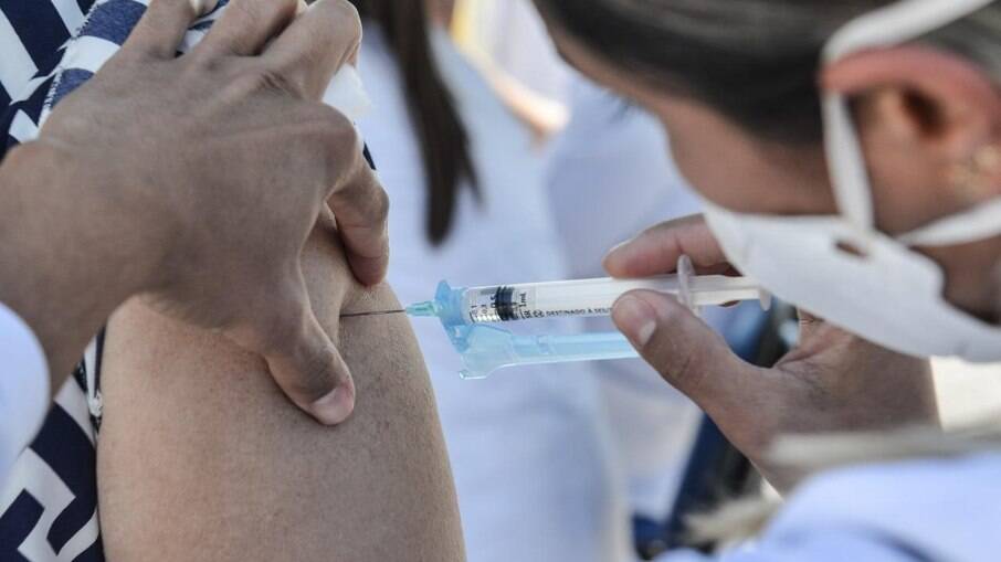 Estudantes omitiram primeira dose da vacina