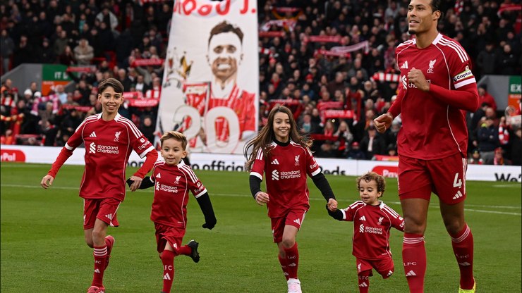 Filhos de Diogo Jota entram em campo antes de Liverpool x Wolves