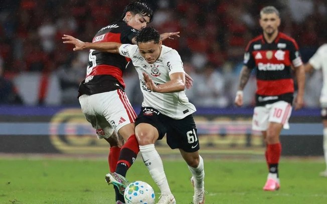Hugo Souza lamentou a derrota do Corinthians diante do Flamengo Hugo Souza lamentou a derrota do Corinthians diante do Flamengo