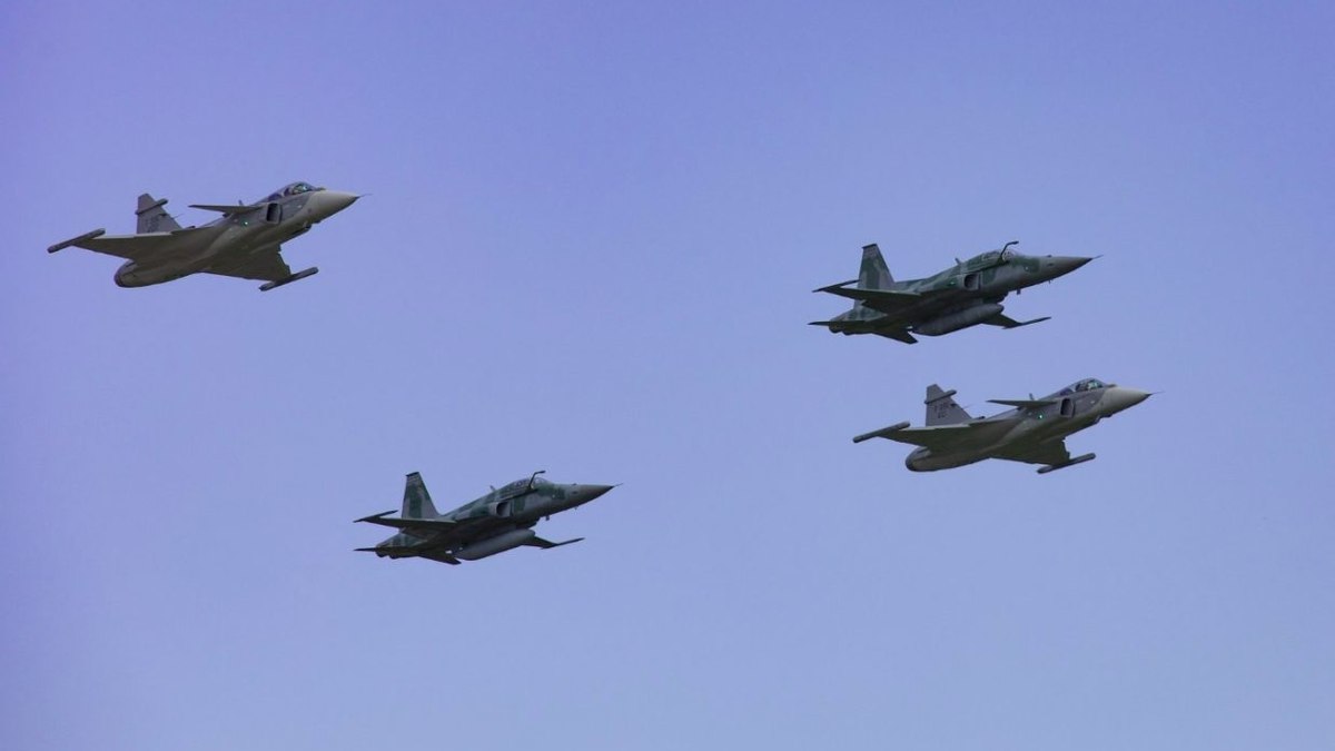 Estudo aponta Força Aérea do Brasil como a 17ª maior do mundo