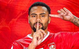 Ex-Porto e Santos, Wendel chega em definitivo ao Santa Clara