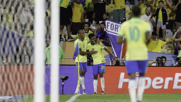 Estêvão faz seu 1º gol pela Seleção, e Brasil vence Chile