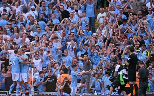 Phil Foden marcou logo aos dois minutos na vitória do Manchester City na Premier League neste domingo