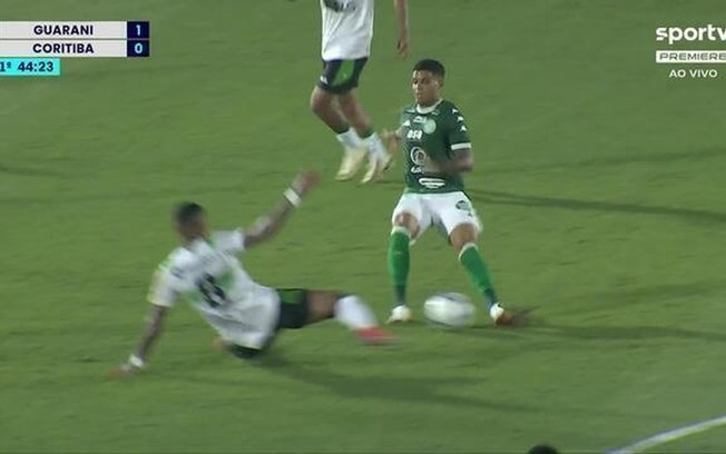 Guarani bate o Coritiba dentro do Couto Pereira no Brinco de Ouro da Princesa