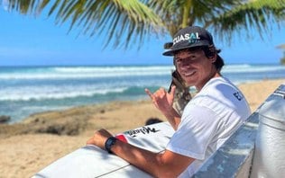 Tricampeão no surfe, Filipe Toledo é casado com a Beyoncé brasileira, Mais  Esportes