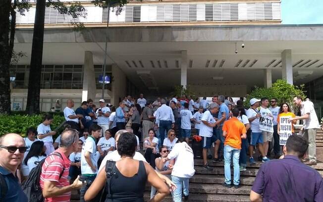 Moradores e empresários de Campinas realizaram manifestação em apoio à bandeira do IPTU Justo